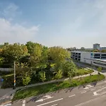 Wilanowska Metro Apartments