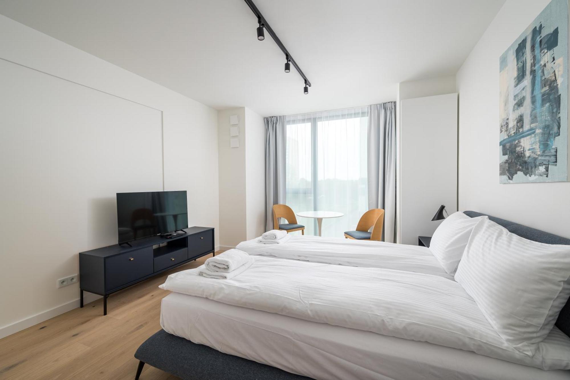 Wilanowska Metro Apartment Warsaw