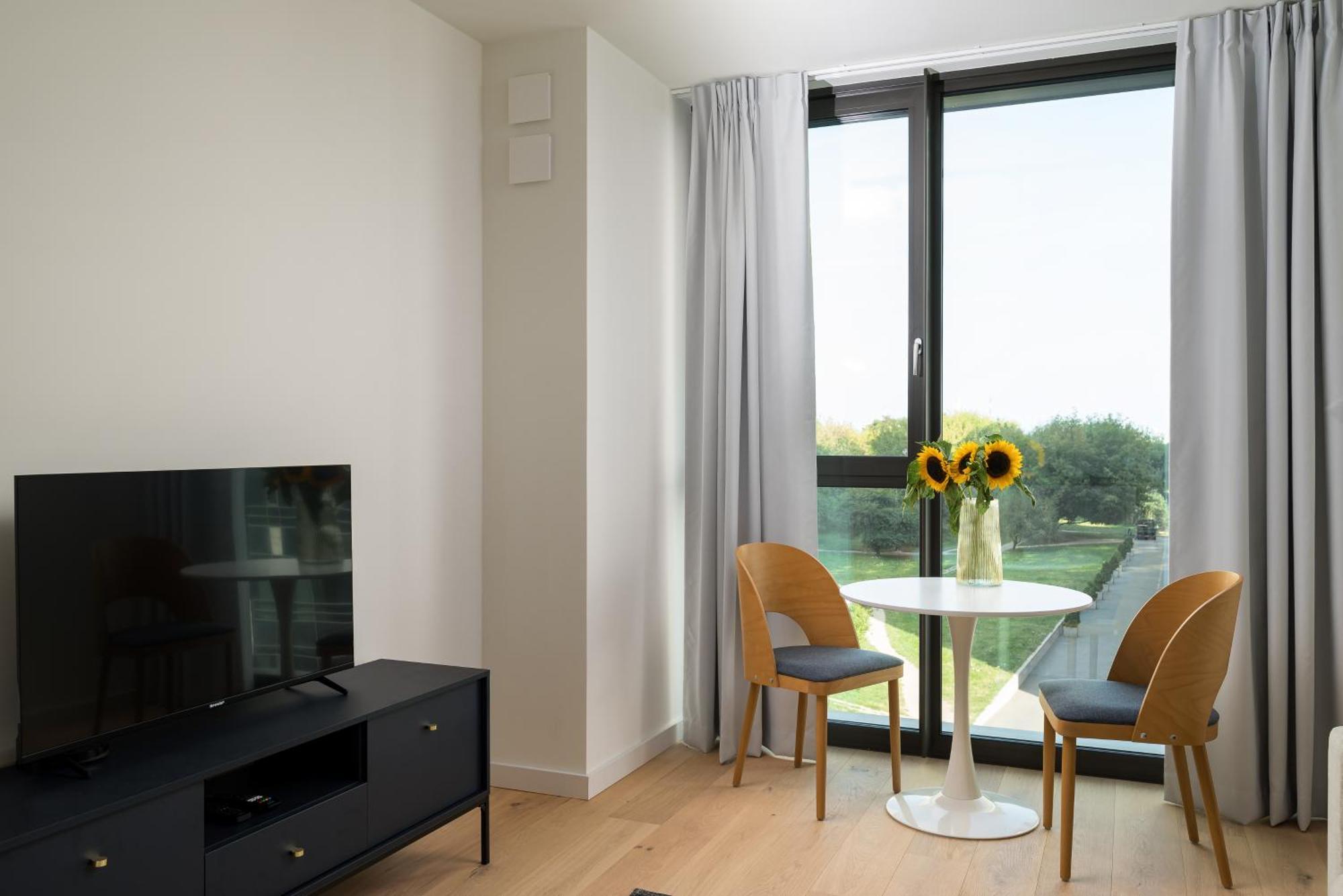 Wilanowska Metro Apartment Warsaw
