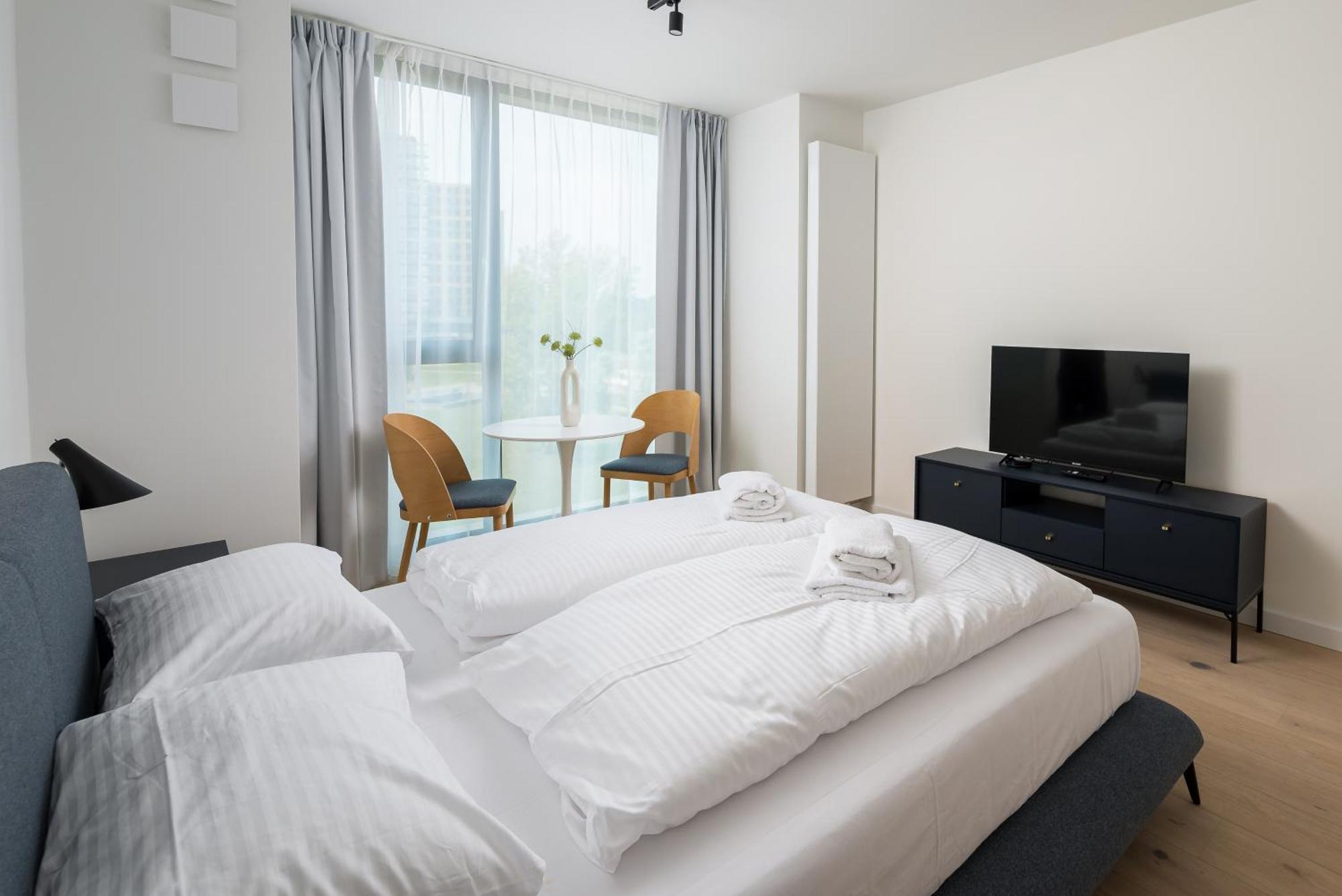 Apartment Wilanowska Metro Warsaw